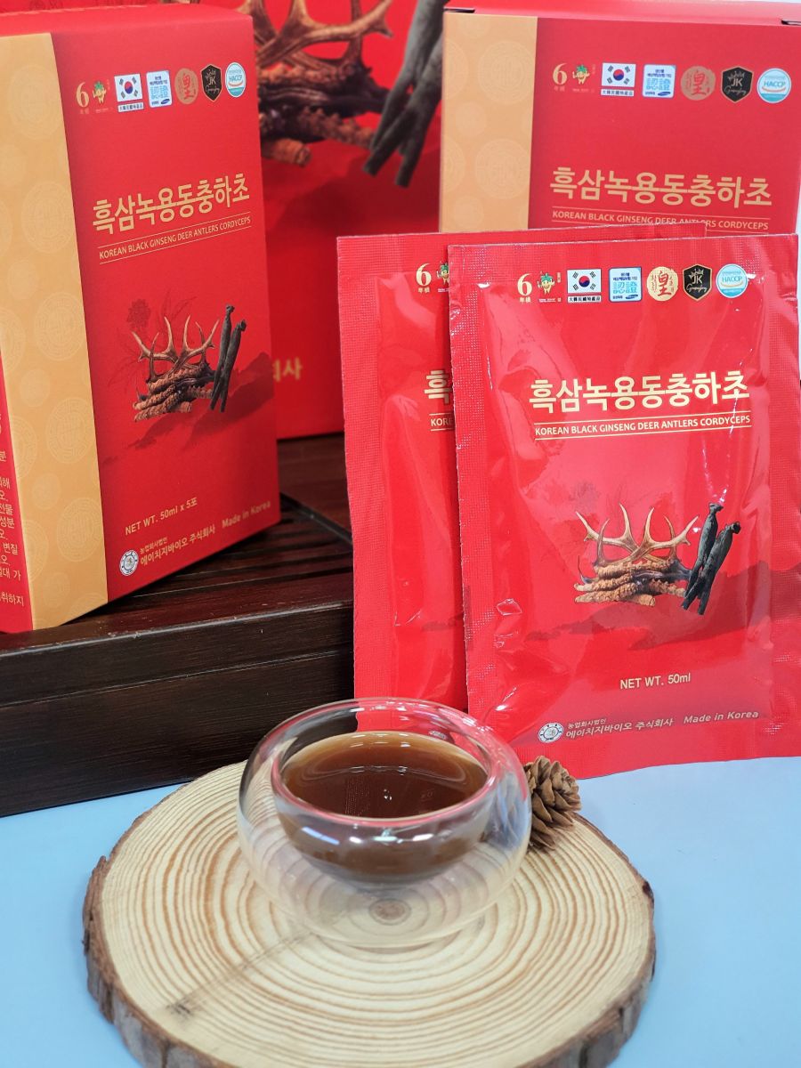 NƯỚC HẮC SÂM NHUNG HƯƠU ĐÔNG TRÙNG HỘP 30 GÓI X 50 ML HÀN QUỐC